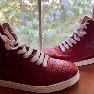 Women Size 10 - Gucci Signature High Top Red